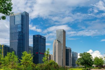 white-cloud-and-buildings